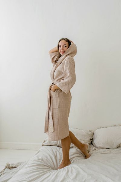 Халат жіночий вафельний з капюшоном COSY﻿ бежевий C-202 фото