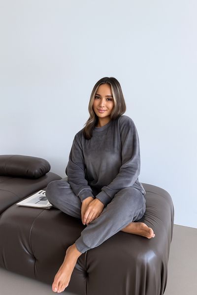 Тепла жіноча піжама з велсофту &laquo;COSY&raquo; сірого кольору, M VEL031 фото